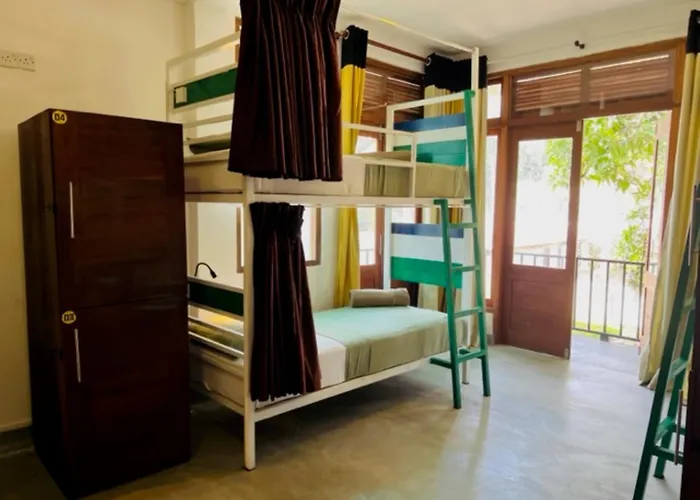 Downtown Hostels Ella